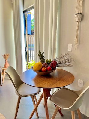 Comfort Apartment | Dining