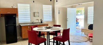 Intimate Oceanfront Studio with Courtyard & Beach Access