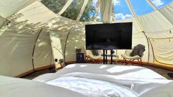 1 habitación, escritorio, wifi gratis y ropa de cama