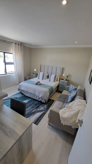 3 Schlafzimmer, Bügeleisen/Bügelbrett, WLAN, Bettwäsche