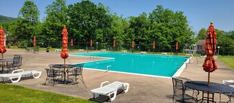 Cozy Haven - Entire Home in Enola, Pennsylvania