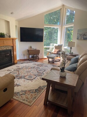 TV connectée, cheminée