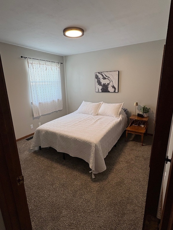 2 bedrooms, free WiFi, bed sheets