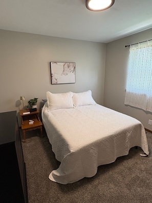 2 bedrooms, Internet, bed sheets
