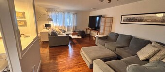 Ryder Cup Rental, 1.4 miles away. 
3-bedroom apartment with parking