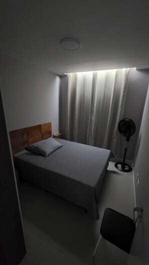 2 bedrooms, iron/ironing board, free WiFi, bed sheets - DuDri couple, 2 bedrooms with ensuite and split air conditioning, garage, 500 MB Wi-Fi! (Cabo Frio)