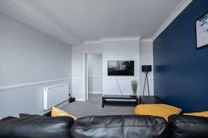 Apartment - in Bournemouth With 2 Bedrooms and 1 Bathrooms (Bournemouth)