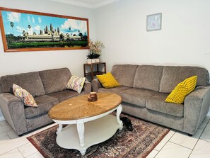 Smart TV, books