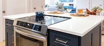 Cozy 1-bedroom condo in fabulous Raleigh with AC, fitness room