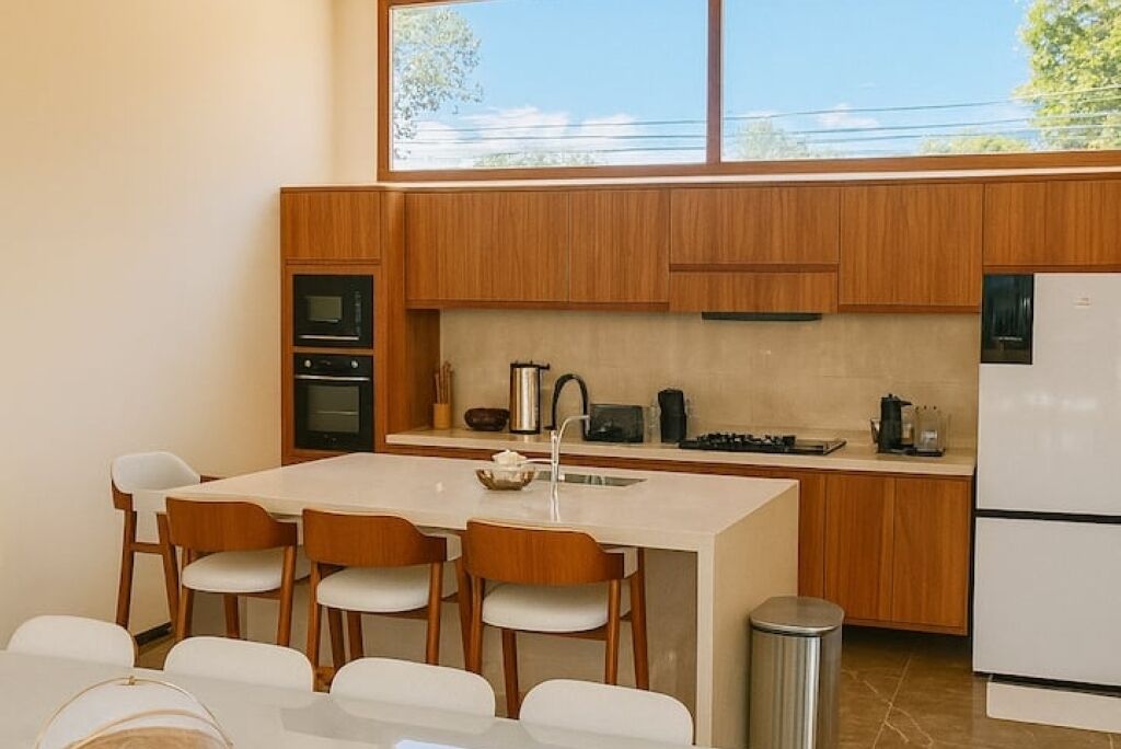 Micro-ondas, fogão, cooktop, lava-louças