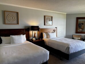 1 bedroom, in-room safe, iron/ironing board, free WiFi