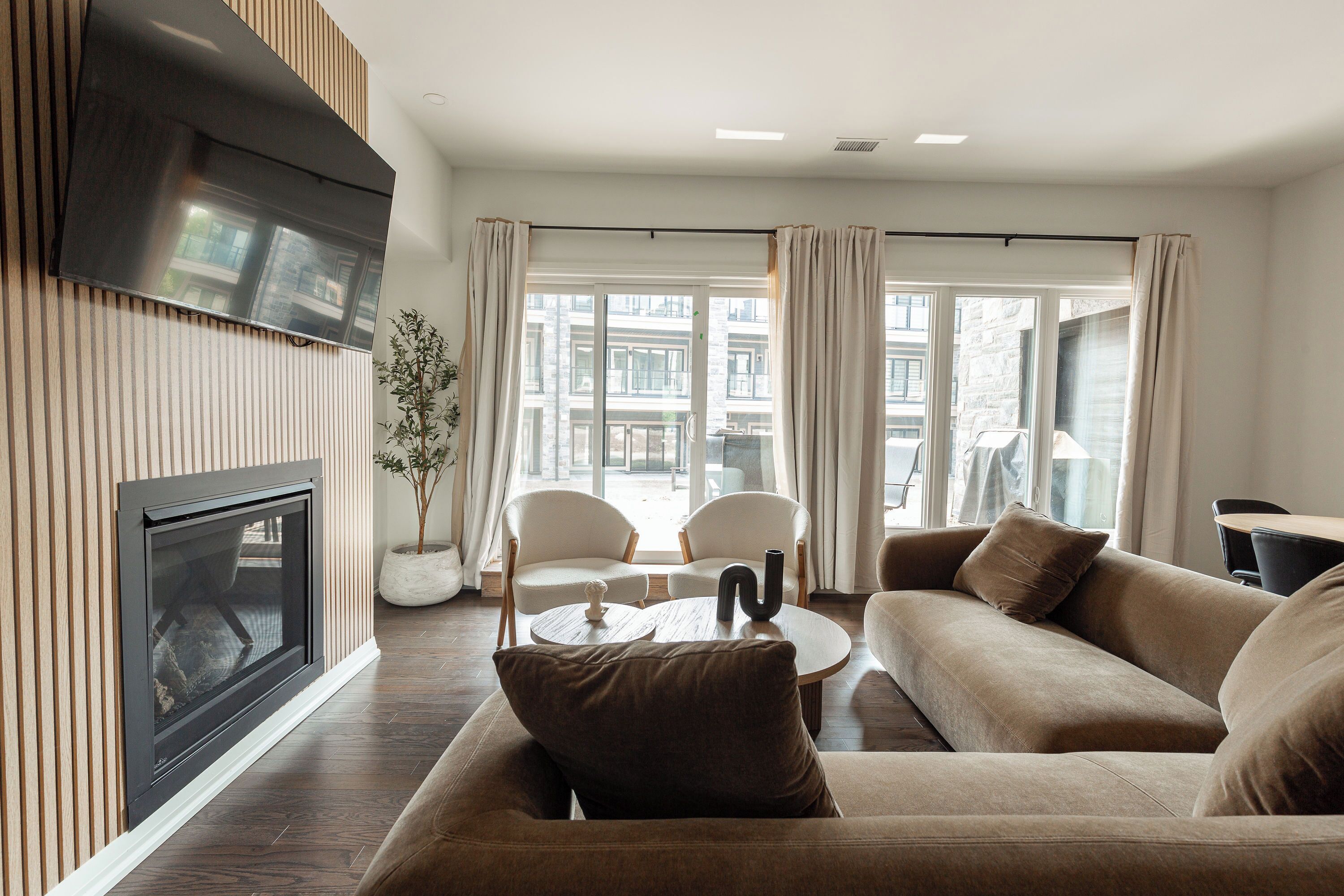 TV connectée, cheminée