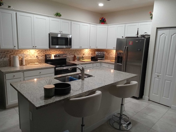 Microwave, oven, stovetop, dishwasher