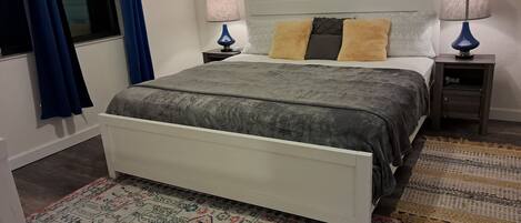 3 chambres, fer et planche à repasser, accès Internet, draps fournis