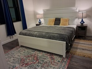 3 bedrooms, iron/ironing board, Internet, bed sheets