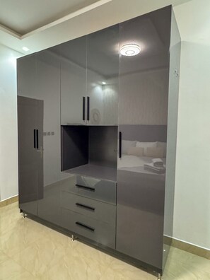 1 室のベッドルーム、アイロン / アイロン台、WiFi、ベッドシーツ