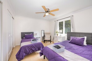 4 chambres, fer et planche à repasser, Wi-Fi gratuit, draps fournis