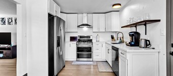 Fully Remodeled Beauty in the Heart of Vacaville w/ Huge Backyard!