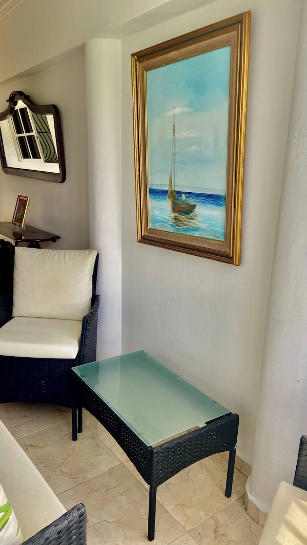 Apartment, 1 Bedroom, Smoking | Interior