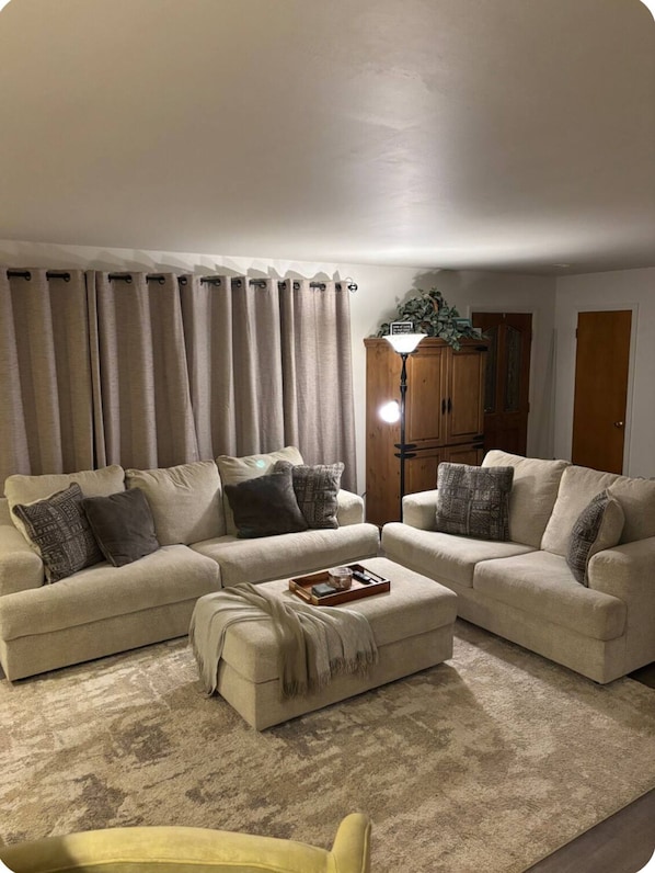 Smart TV, fireplace, printers
