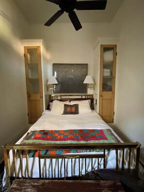 1 bedroom, iron/ironing board, Internet, bed sheets