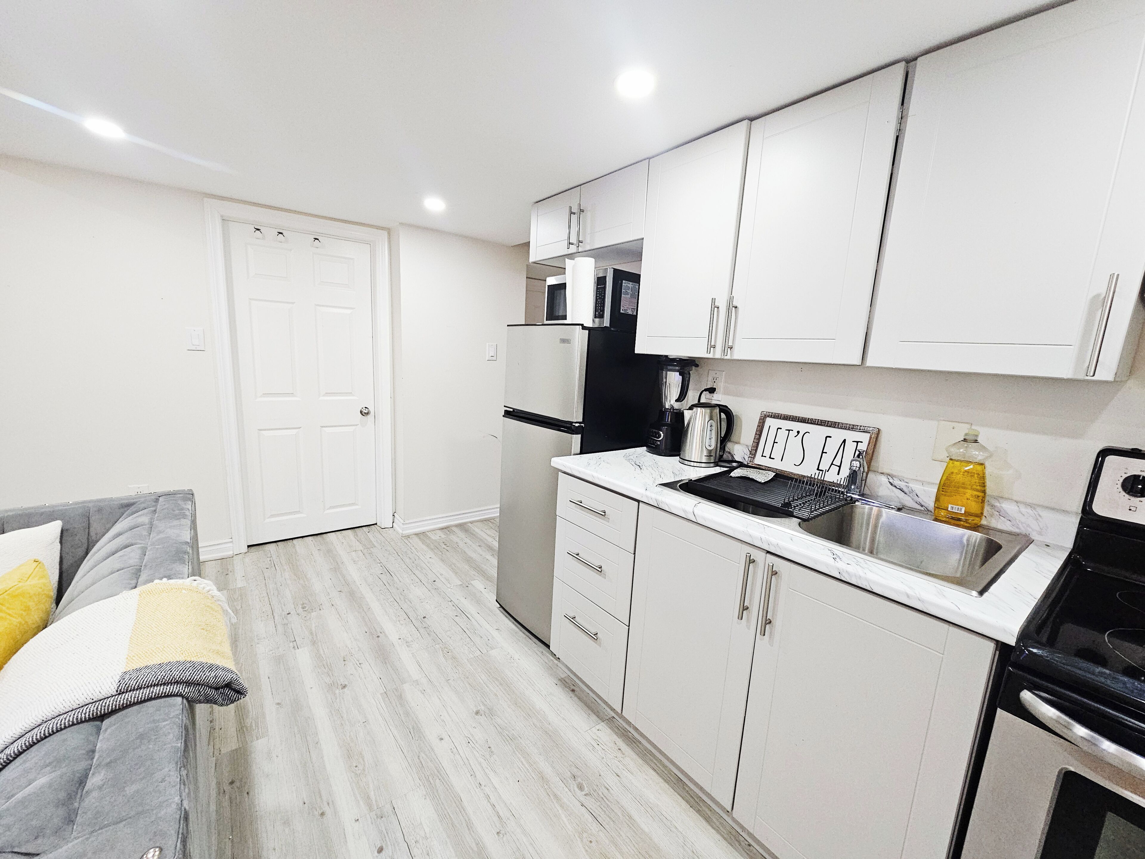 微波炉、烤箱、炉灶