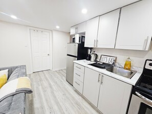 Mikrobølgeovn, ovn og kokeplater