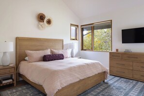 5 عدّة غرف نوم ومكواة/لوح كي وواي فاي مجانًا وملاءات أسرّة