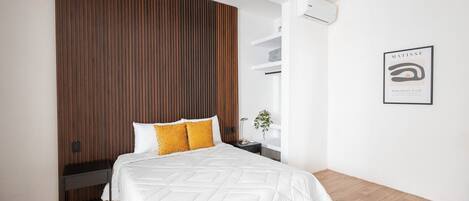 1 bedroom, internet, bed sheets