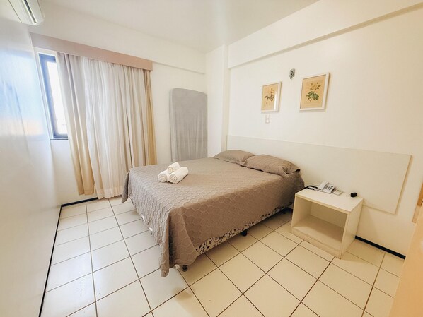 1 quarto, roupa de cama