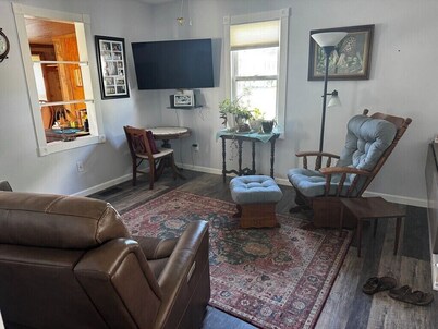 3-bedroom house in amazing Mill Hall close to Penn State and Fishing