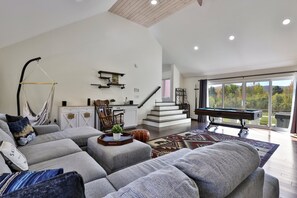 Smart TV, fireplace, offices, printers