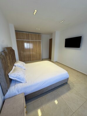 2 habitaciones y ropa de cama 