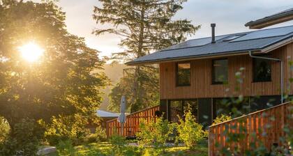Cedar Lodge - Luxury Cottages