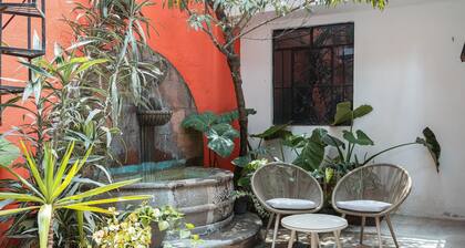 Beautiful House in Historic Center | 5 bedrooms + Parking