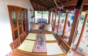 Outdoor dining