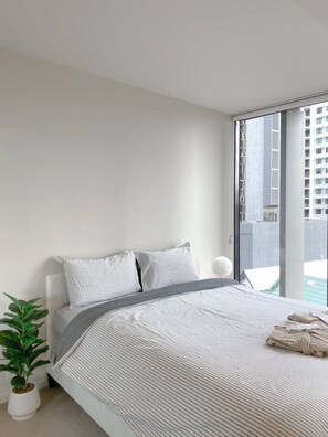 1 habitación, escritorio y wifi 