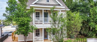 Beautiful Townhouse IN THE VERY HEART OF DT MT, DORA!