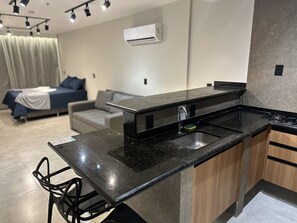 Basic Apartment | Private kitchen - LOFT PARADISO - 411 (Arraial do Cabo)