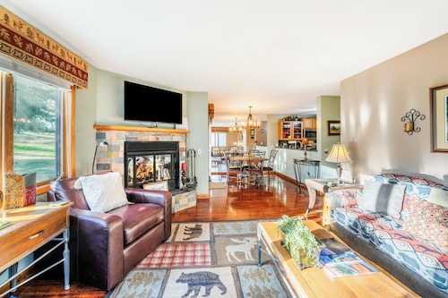 New! Fairway Haven! Right on the Golf Course