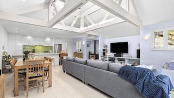 Smart TV, DVD player, books