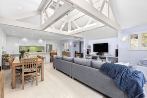 Smart TV, DVD player, books