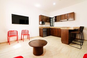 Microwave, stovetop, cookware/dishes/utensils