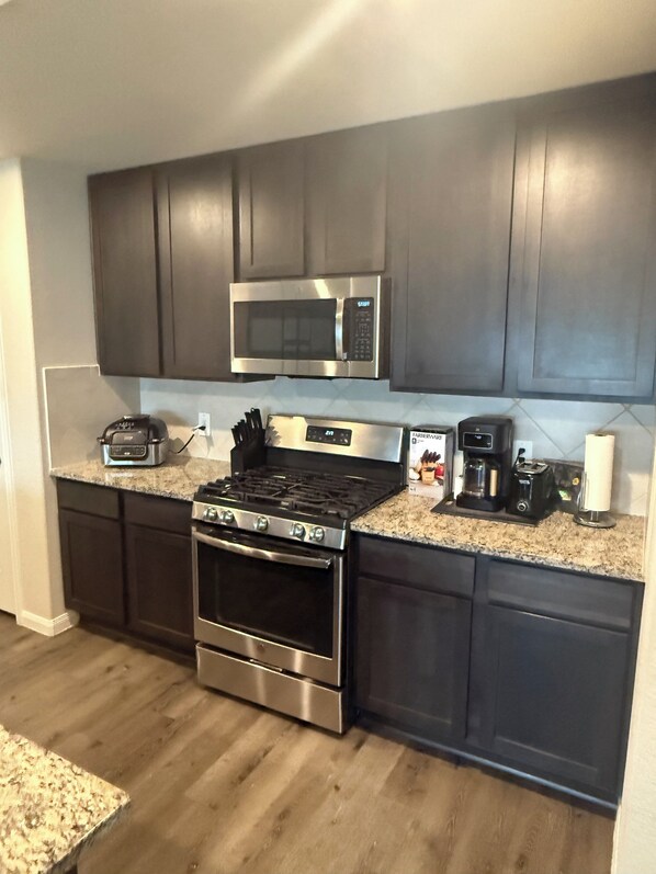 Microwave, oven, stovetop, dishwasher