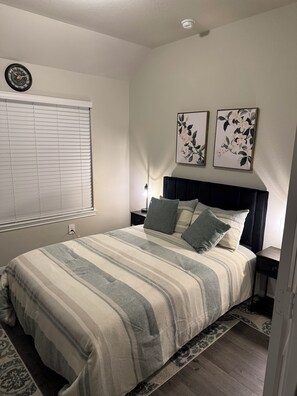 3 bedrooms, iron/ironing board, free WiFi, bed sheets