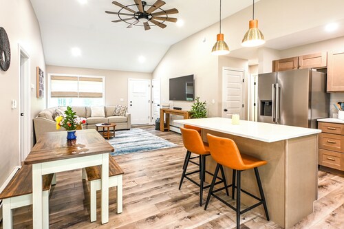 Brand New Bridgton Home Near Long Lake, Highland Lake & Pleasant Mountain Skiing