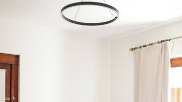 3 Schlafzimmer, Bügeleisen/Bügelbrett, WLAN, Bettwäsche