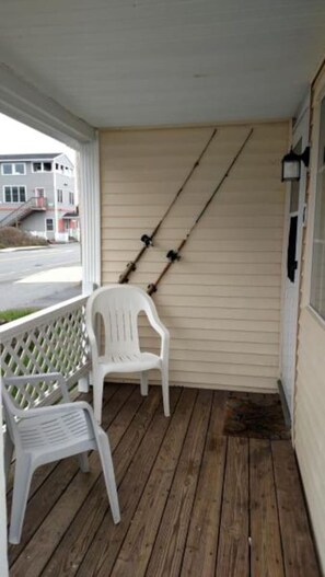 Property grounds - Little Miss Cottages - Two Bedroom Cottage (Old Orchard Beach)