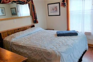 2 Schlafzimmer, Schreibtisch, kostenloses WLAN, Bettwäsche
