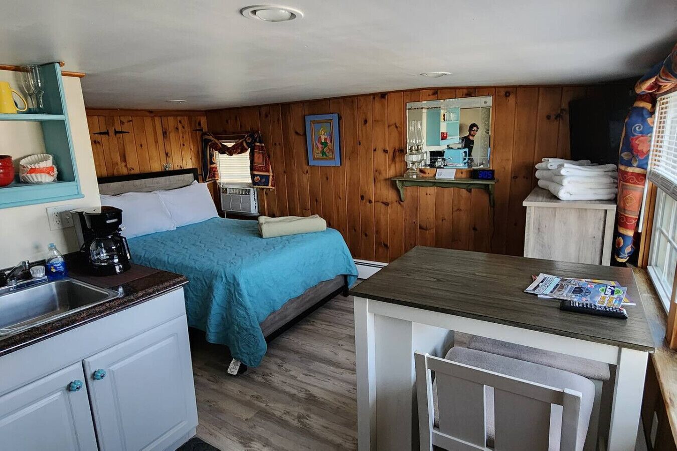 1 bedroom, desk, free WiFi, bed sheets